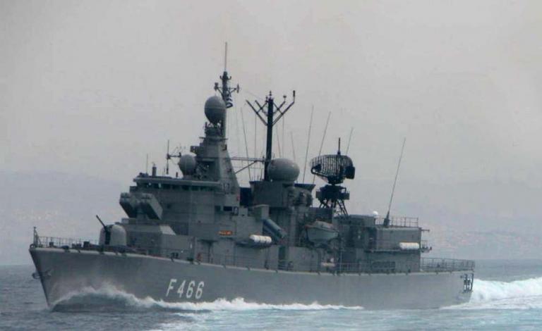 «Νικηφόρος Φωκάς»: Ποια είναι η φρεγάτα που παρακολουθεί το Ορούτς Ρέις