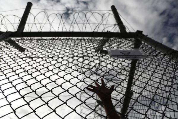 Προσφυγικό: Στις επαναπροωθήσεις εστιάζει η κυβέρνηση υπό την πίεση των τοπικών κοινωνιών