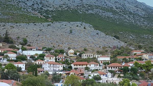 Εκπληκτικό: Δίνουν 1.000 ευρώ σε κάθε παιδί που γεννιέται στο χωριό τους