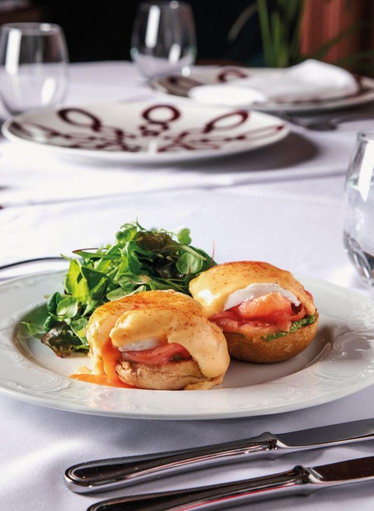 Αβγά Μπενεντίκτ ή πανκέικ; Γεύσεις για ένα πλούσιο brunch