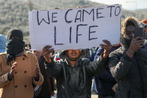 Γερμανικό περιοδικό Focus: Τέσσερις λόγοι που η ΕΕ πρέπει να στηρίξει την Ελλάδα στο προσφυγικό