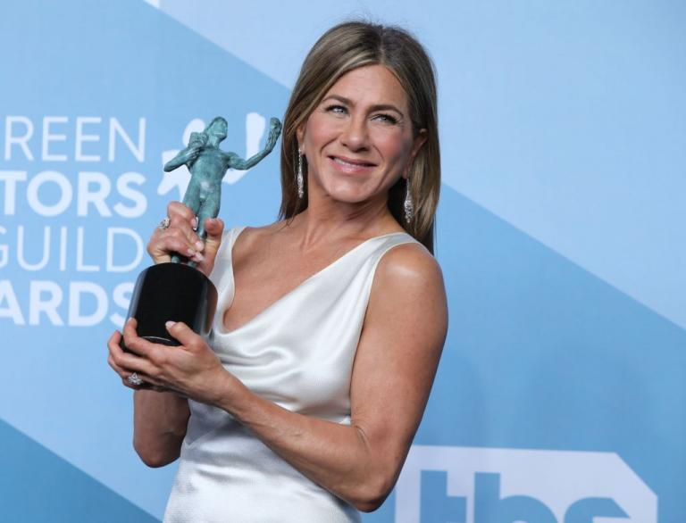 Τζένιφερ Άνιστον: Τα μυστικά της για νεανική εμφάνιση