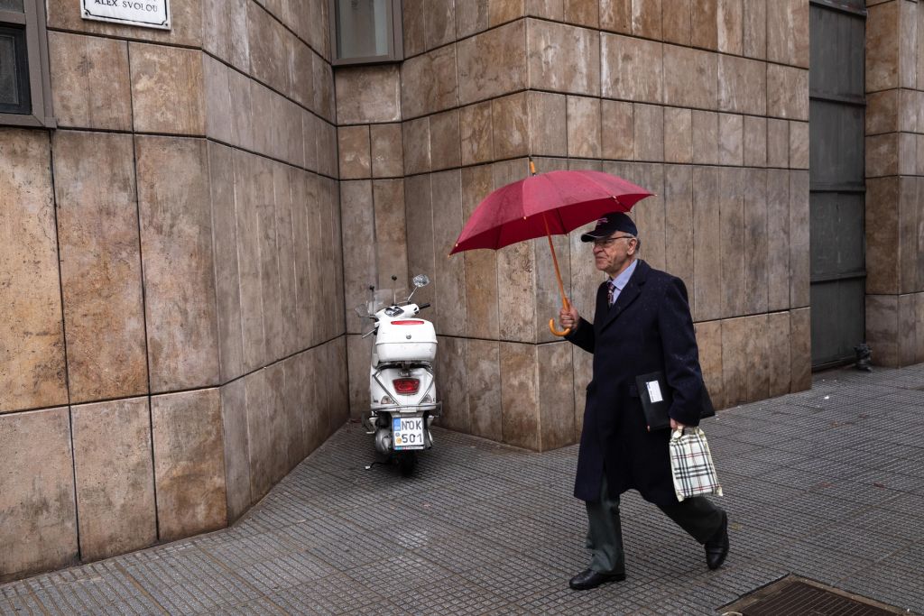 Καιρός : Με βροχές και χιονοπτώσεις ξεκινά η εβδομάδα