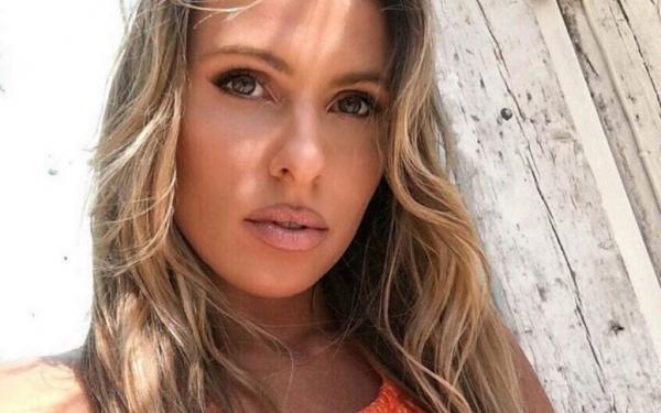 Ιρένε Τροστ: Καταγγέλλει σεξουαλική παρενόχληση από αδερφό γνωστής τραγουδίστριας