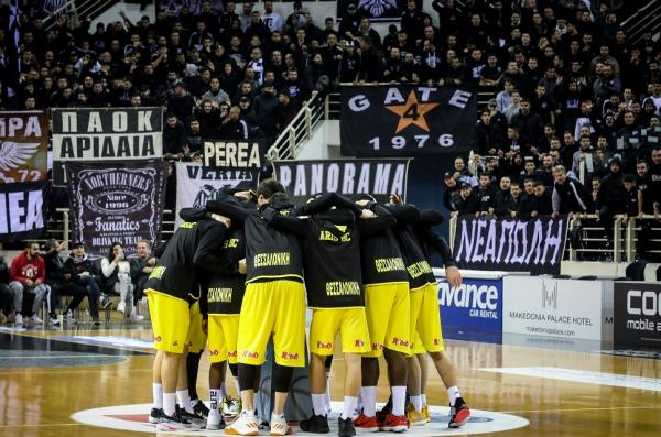 Αρης: Πολλά προβλήματα για τον Καμπερίδη