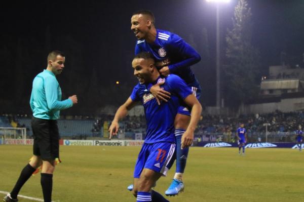 Χατ-τρικ ο Ελ Αραμπί και 4-0 ο Ολυμπιακός