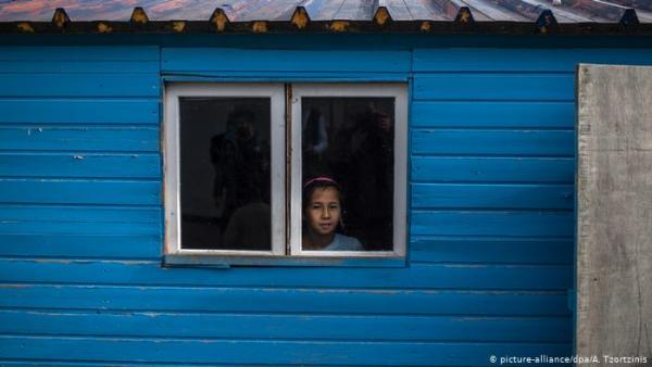Προσφυγόπουλα από το Αιγαίο στο… Πότσνταμ