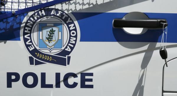 Στο απυρόβλητο οι αστυνομικοί που παρανομούν