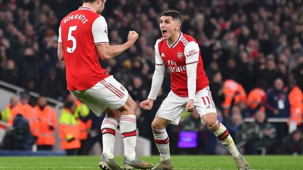 Ο Παπασταθόπουλος έκανε το 2-0 για την Άρσεναλ