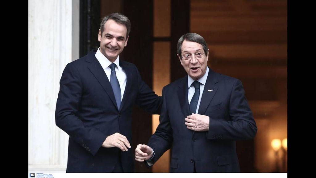 Mitsotakis, Anastasiades hold talks ahead of EastMed signing