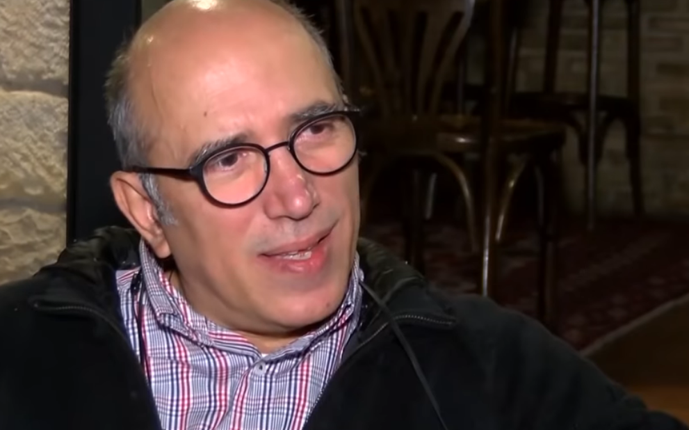 Χάρης Γρηγορόπουλος : Με το ζόρι με άφησαν να παίξω στο «Καφέ της Χαράς»