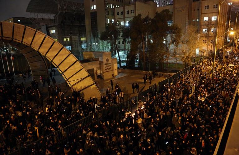 H ενοχή για το Boeing κλονίζει το Ιράν – Οι χαμένοι σύμμαχοι και η κοινωνική αναταραχή