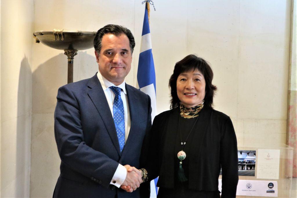 Για τις κινεζικές επενδύσεις στην Ελλάδα συζήτησε ο Γεωργιάδης με την πρέσβη της Κίνας