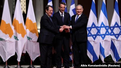 Editorial Ta Nea: Message of peace