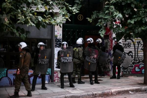 Εξάρχεια : Συλλήψεις κατά την επιχείρηση της ΕΛ.ΑΣ κατά ναρκωτικών και εγκληματικότητας