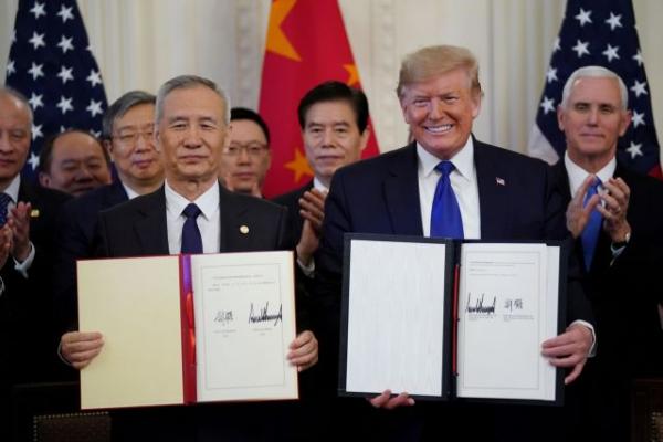 ΗΠΑ και Κίνα υπέγραψαν τη «Φάση 1» της εμπορικής συμφωνίας