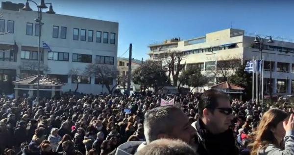 Aegean islands up in arms over migration crisis