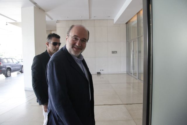 Τρύφων Αλεξιάδης : Το μήνυμά του από το νοσοκομείο