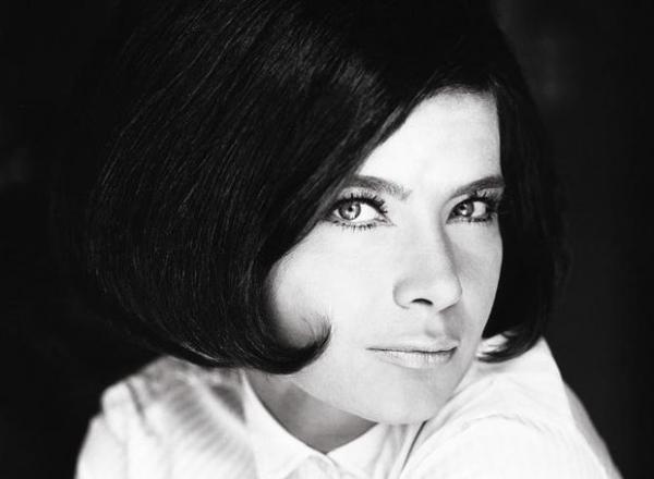 Σταμάτης Κραουνάκης : Αναπολεί τις στιγμές με την Τζένη Καρέζη