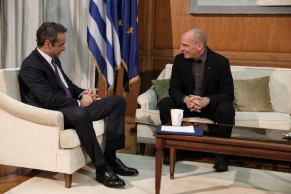 Βαρουφάκης : Απεμπλοκή από την «ανίερη συμμαχία» με Ισραήλ και Αίγυπτο