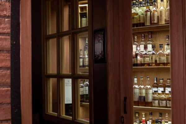 Whisky : Εμβληματικές φιάλες και σπάνια αποστάγματα