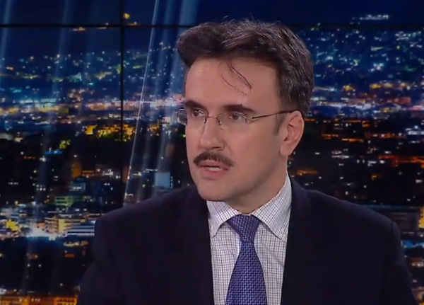 Τι σηματοδοτεί η επίσκεψη Χαφτάρ στην Αθήνα;