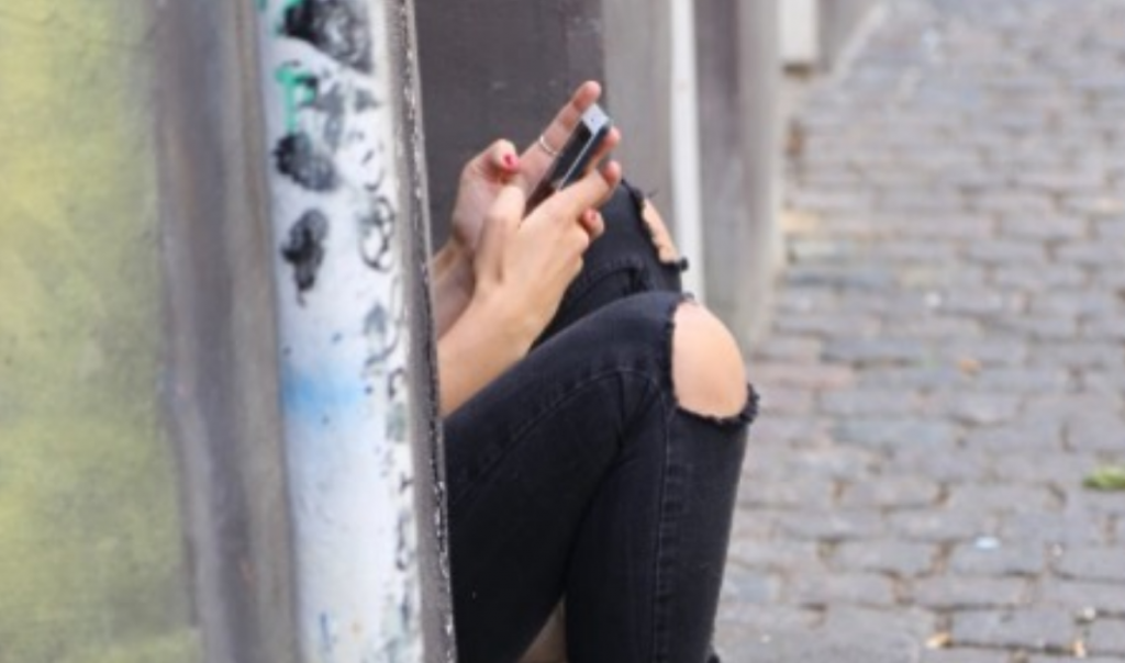 Είναι προτιμότερα τα ερωτικά μηνύματα