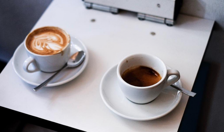 Δείτε η καφεΐνη τι επίδραση έχει στο ερωτικό κρεβάτι