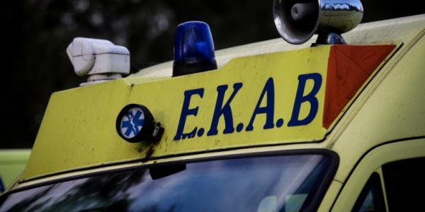 Σύγκρουση νταλίκας με λεωφορείο του ΚΤΕΛ στην εθνική οδό – Ένας νεκρός