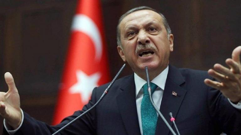 Σε τεντωμένο σχοινί οι σχέσεις Ερντογάν-Χαφτάρ: Θέλει να του δώσει ένα μάθημα ο Σουλτάνος