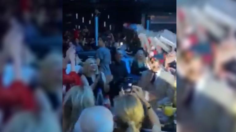 Στα μπουζούκια η Φώφη Γεννηματά