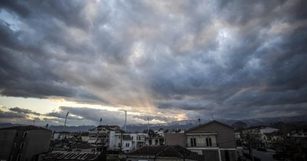 Καιρός : Πρόσκαιρη βελτίωση την Παρασκευή – Έρχεται νέο κύμα ψύχους την Κυριακή