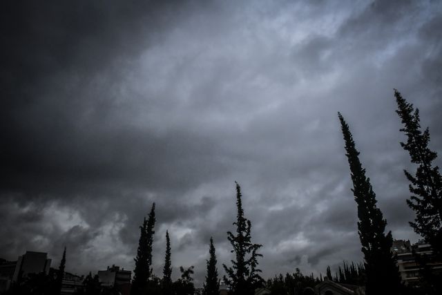 Έκτακτο δελτίο καιρού: Καταιγίδες και χαλάζι από το πρωί της Τετάρτης | in.gr