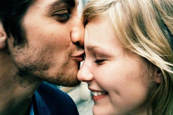 Το λάθος που σε κρατά μακριά από τον έρωτα