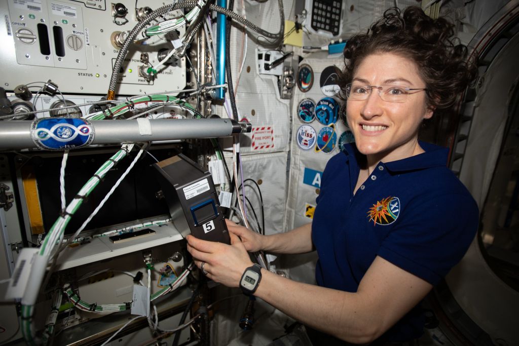 Ρεκόρ για την αστροναύτισσα Κριστίνα Κοχ - Έμεινε πάνω από 300 μέρες στο διάστημα