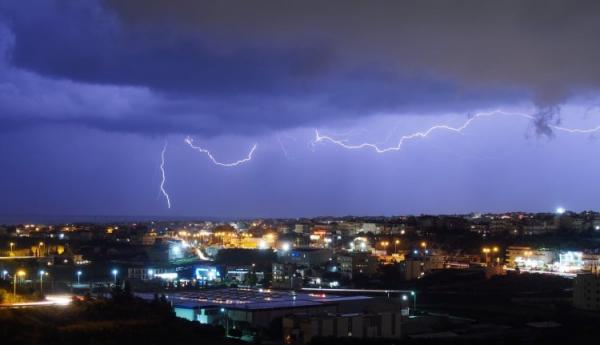 Ξέσπασμα της κακοκαιρίας στην Κρήτη – Ριπές ανέμου 113 km/h στο Αιγαίο