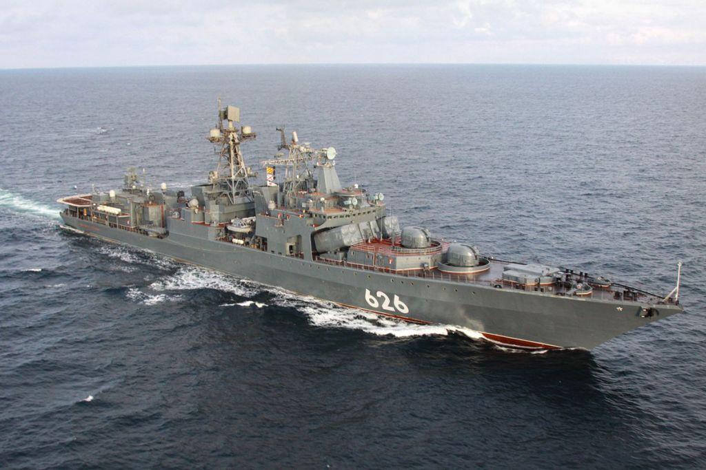 Στον Πειραιά το ρωσικό αντιτορπιλικό «Αντιναύαρχος Κουλακόβ»