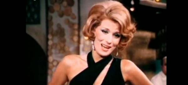 Έφυγε ο θρυλικός σχεδιαστής μόδας Γιάννης Βούρος