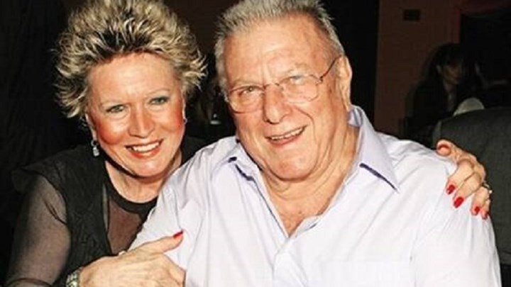 Κώστας Βουτσάς : Εμαθε στον «αέρα» πως πέθανε η Έρρικα Μπρόγιερ