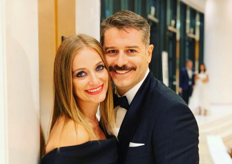 Μπουρδούμης : Η δημόσια ερωτική εξομολόγηση στην σύντροφό του