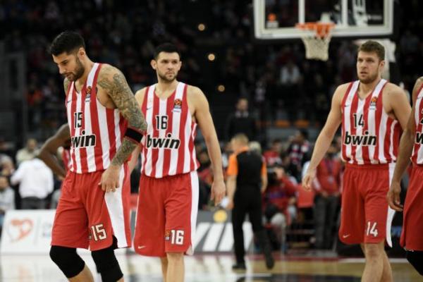 Με το… ένα πόδι εκτός πλέι οφ ο Ολυμπιακός