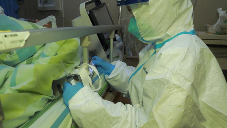 Κοροναϊός : Τέσσερα ύποπτα κρούσματα στη Σκωτία – Προειδοποίηση Στέιτ Ντιπάρτμεντ προς τους ταξιδιώτες