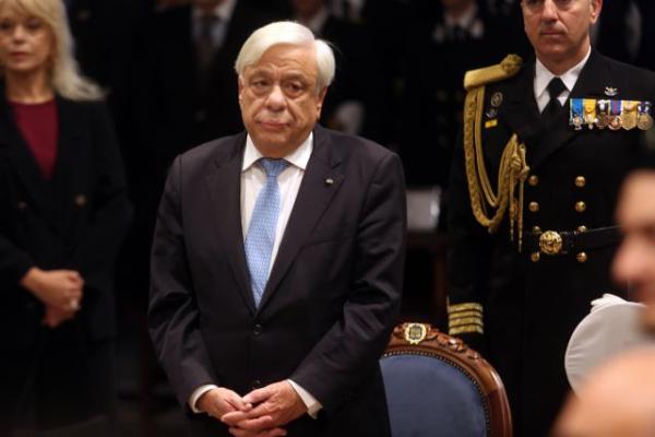 Παυλόπουλος : Φως του ανθρωπισμού και της αγάπης το ανέσπερο φως της χριστιανοσύνης