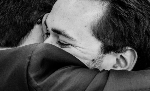 Έτσι θα βοηθήσεις τον φρεσκοχωρισμένο κολλητό σου βάσει ζωδίου