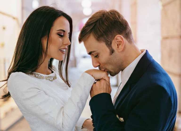 Έτσι μπορείς να κάνεις έναν Κριό να σε θέλει