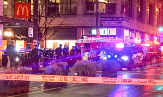 Πανικός στο Σιάτλ από ένοπλη επίθεση με «πολλά θύματα»