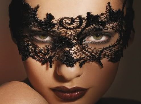 Αυτά είναι τα πέντε ζώδια που θα σε κρατήσουν στο… κρεβάτι