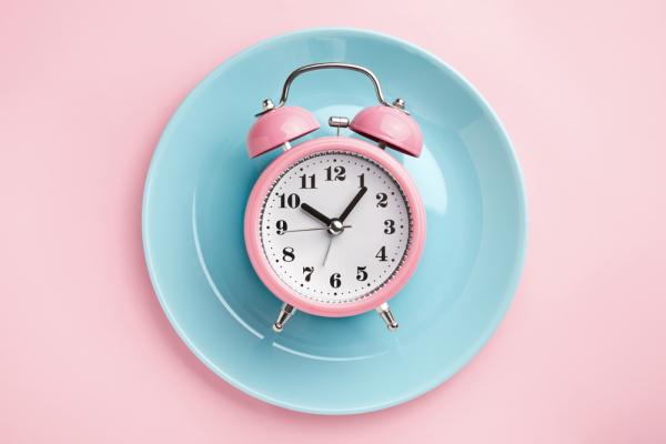 Τι συμβαίνει στον οργανισμό μας όταν παραλείπουμε γεύματα;