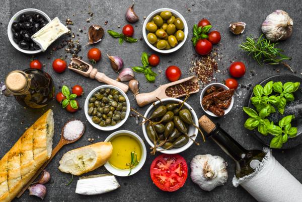Πέντε σημαντικά οφέλη της μεσογειακής διατροφής στην υγεία