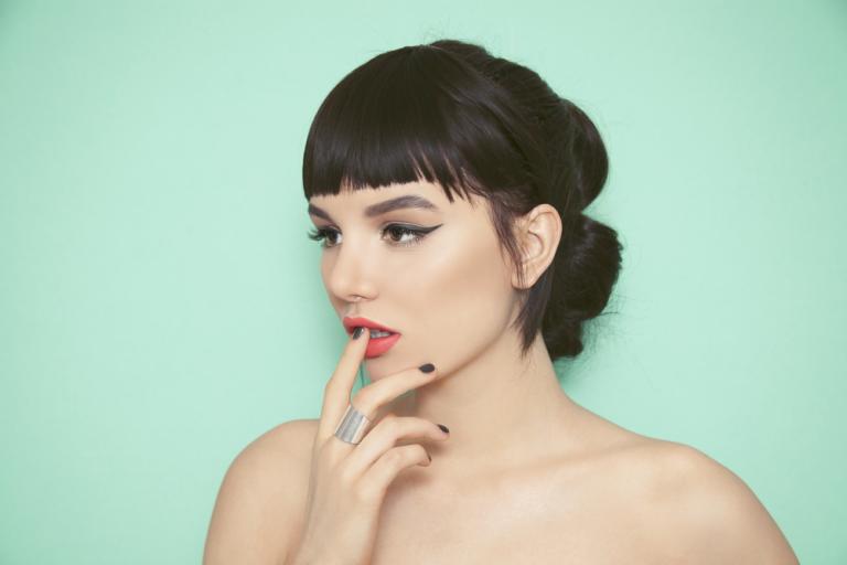 Αυτή είναι η πιο εύκολη τεχνική να βάλετε eyeliner